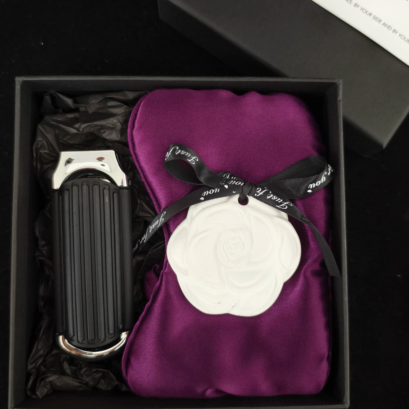 Premium Relaxation Gift Box with Black and Nude Claw Clips, Silk Eye Mask, Camellia Scent Diffuser,Flameless Aroma Diffuser