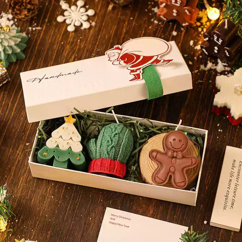 Christmas Themed Scented Candle Gift Box – 3-Pack with Wooden Candle Holder