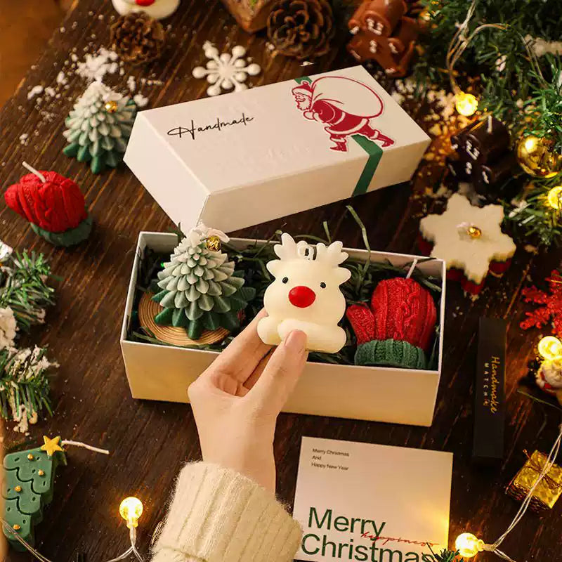 Christmas Themed Scented Candle Gift Box – 3-Pack with Wooden Candle Holder